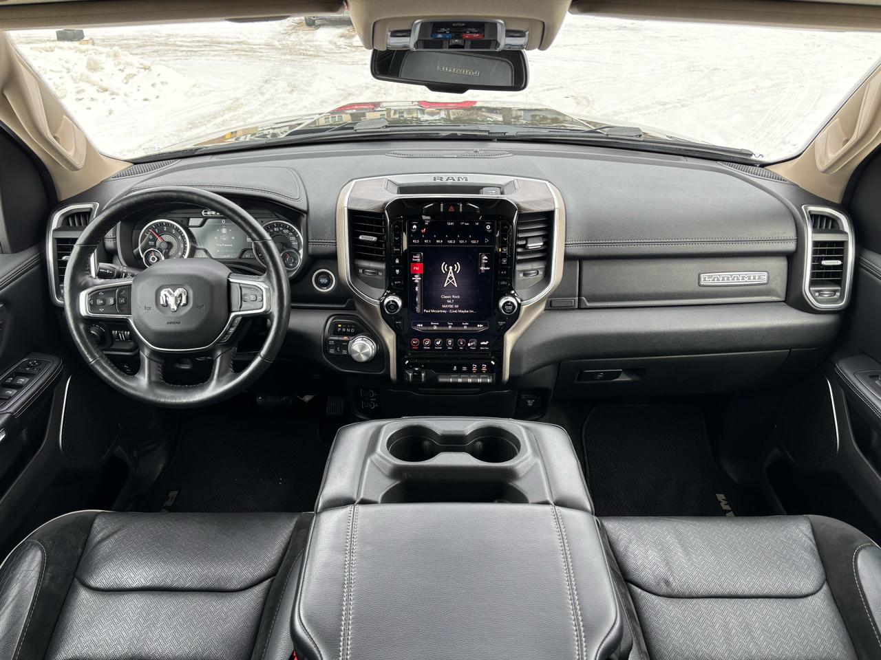 RAM 1500 Laramie 4x4 Crew Cab 5'7" Box 2019