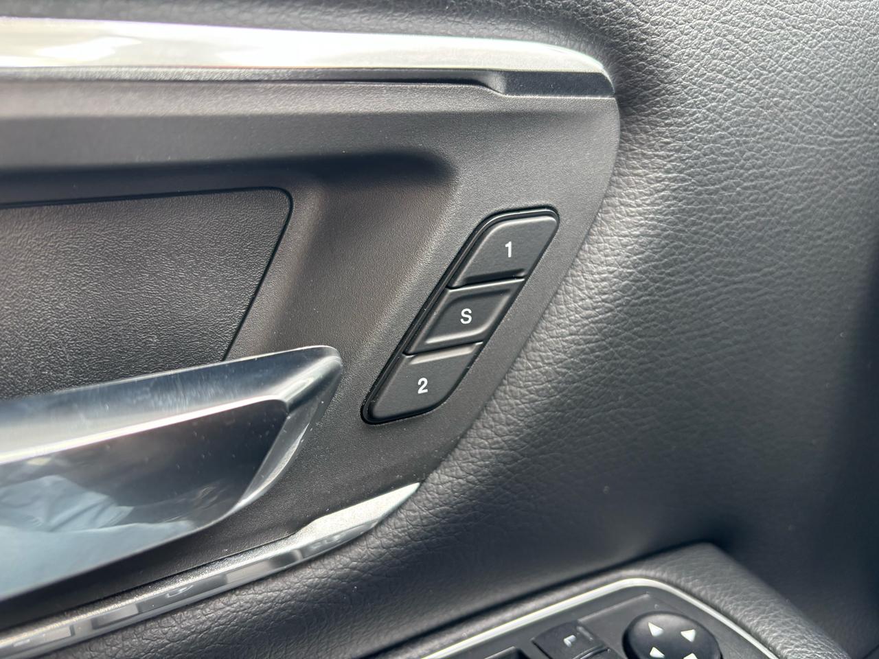 RAM 1500 Laramie 4x4 Crew Cab 5'7" Box 2019