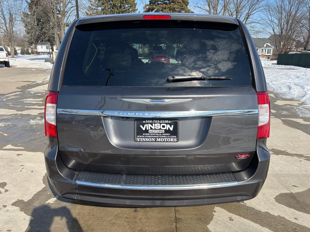 Chrysler Town & Country 4dr Wgn Touring-L 2015