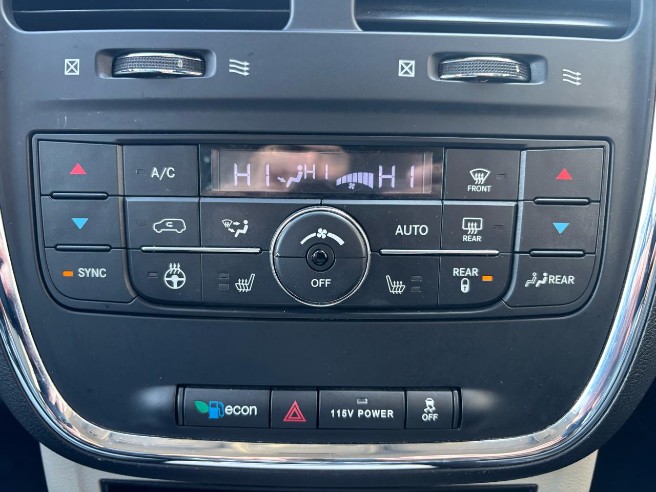 Chrysler Town & Country 4dr Wgn Touring-L 2015