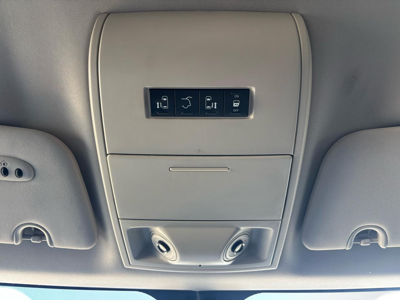 Chrysler Town & Country 4dr Wgn Touring-L 2015