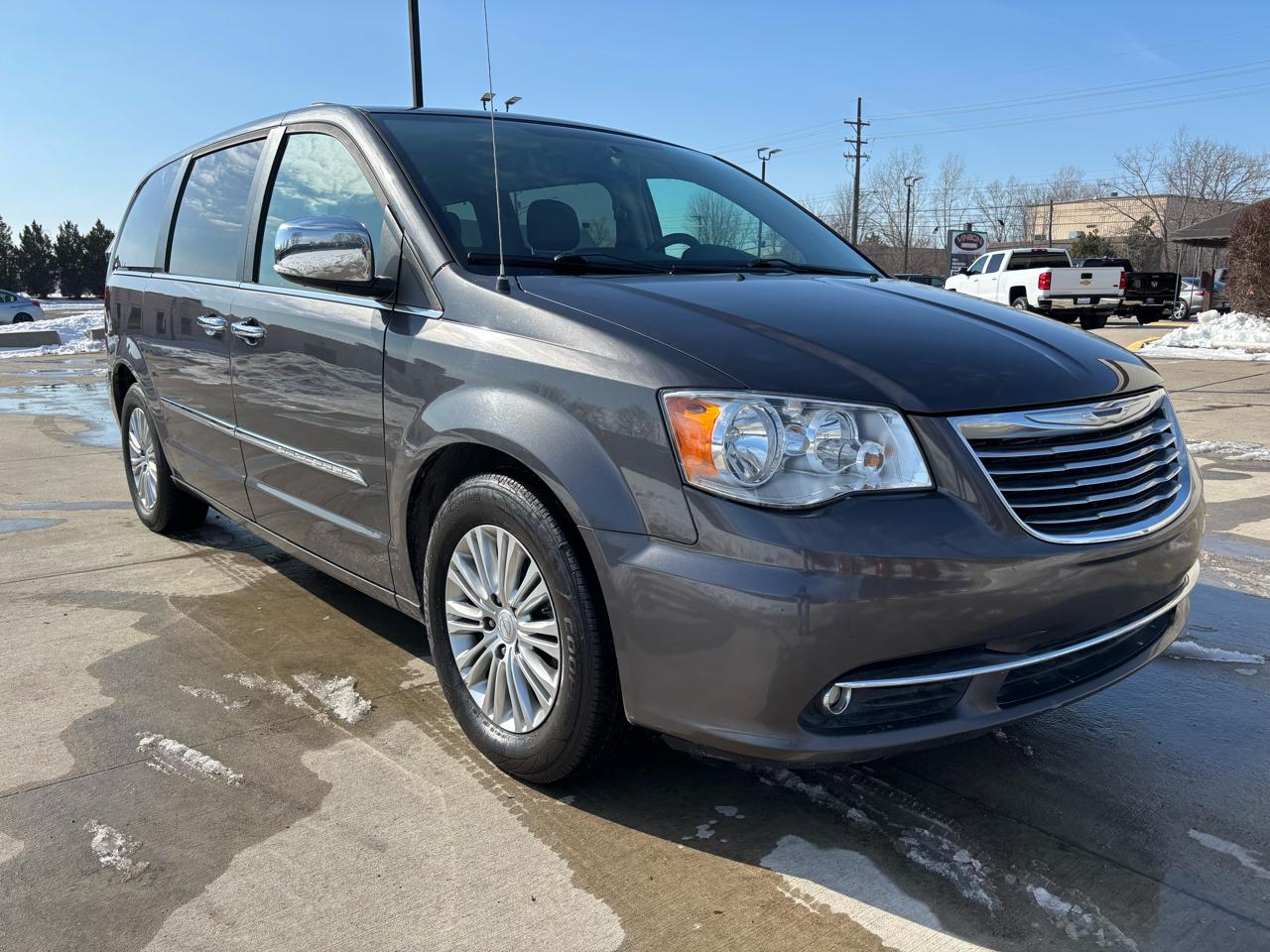 Chrysler Town & Country 4dr Wgn Touring-L 2015