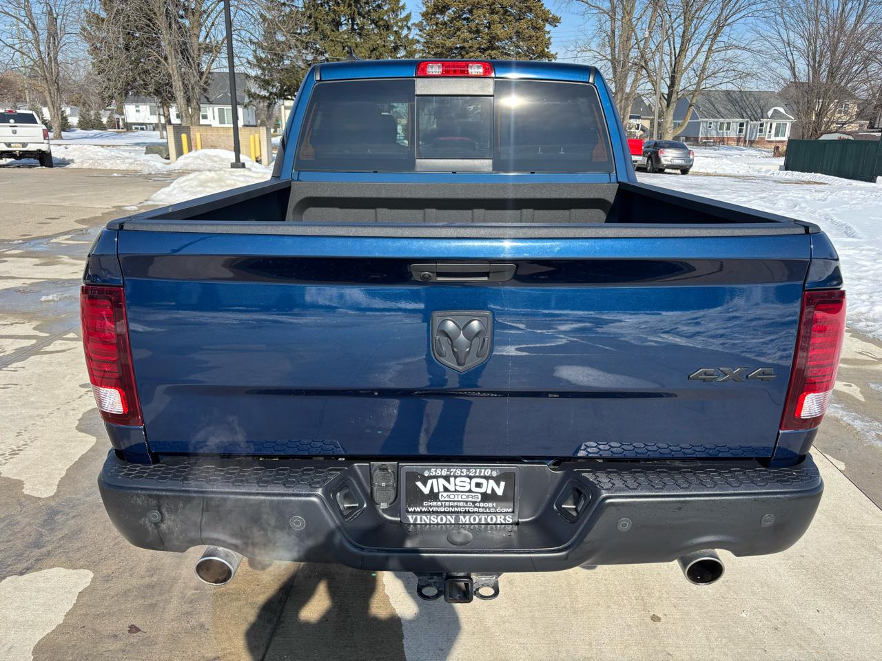 RAM 1500 Classic Warlock 4x4 Crew Cab 5'7" Box 2021