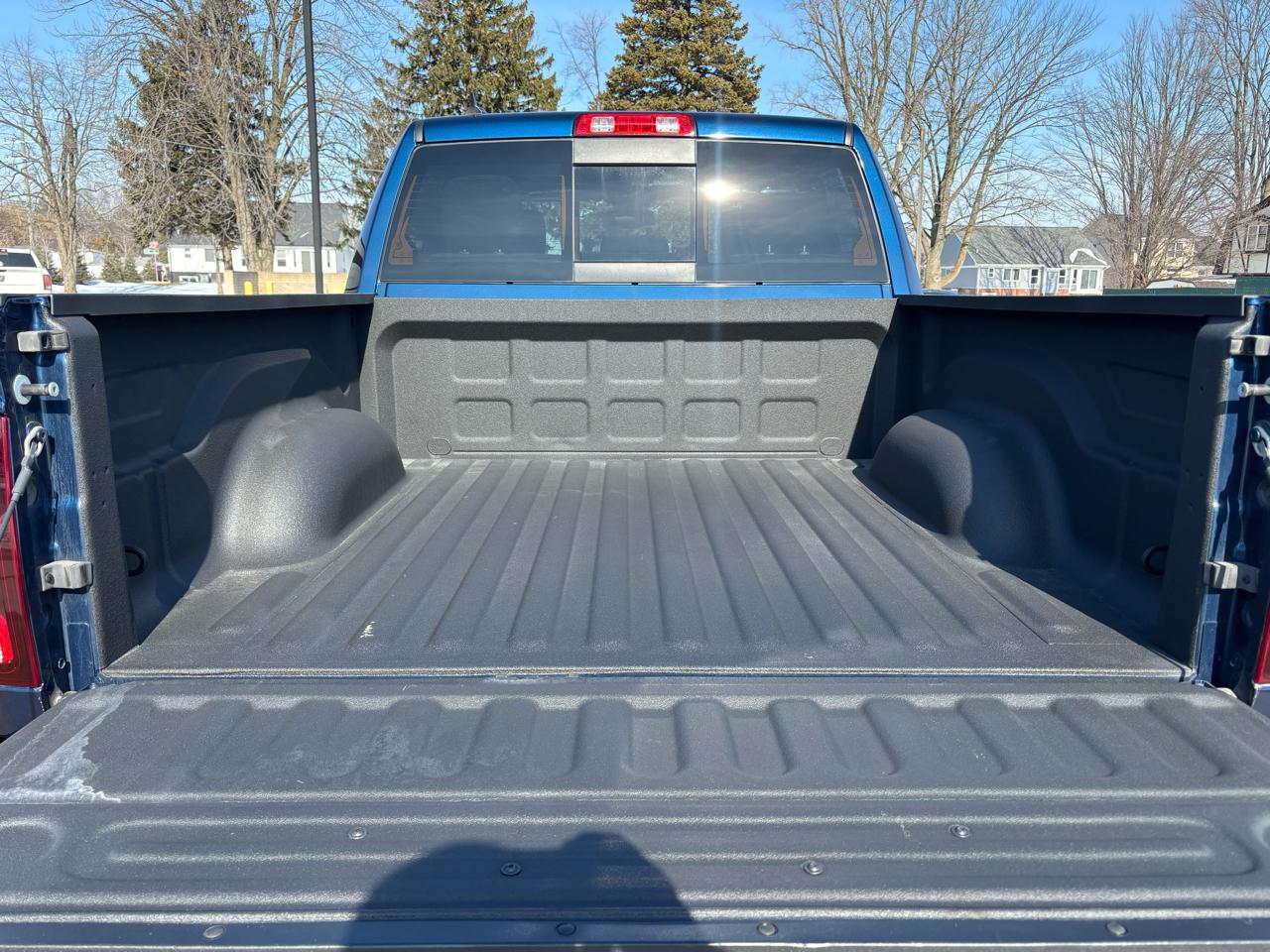 RAM 1500 Classic Warlock 4x4 Crew Cab 5'7" Box 2021
