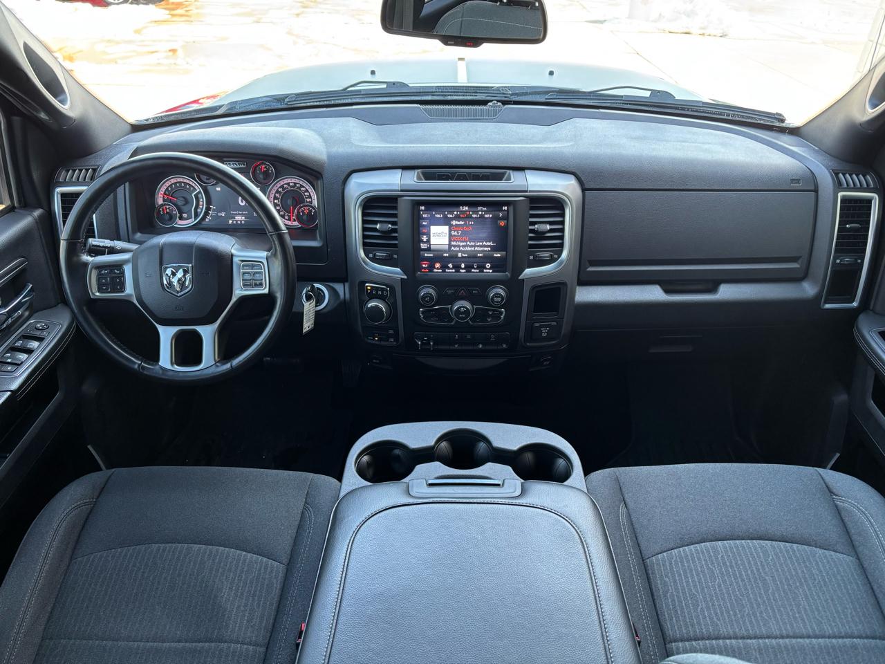 RAM 1500 Classic Warlock 4x4 Crew Cab 5'7" Box 2021