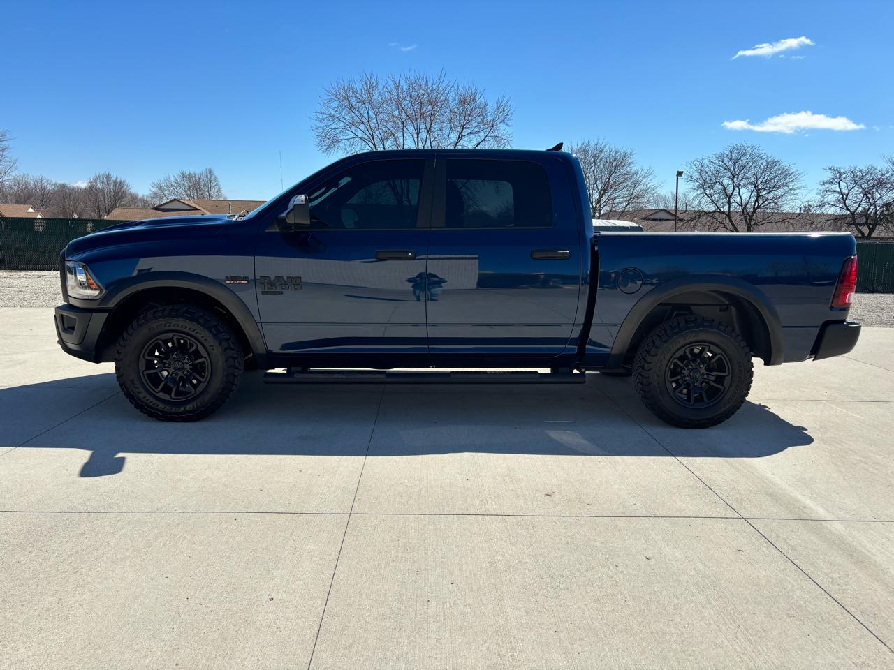 RAM 1500 Classic Warlock 4x4 Crew Cab 5'7" Box 2021