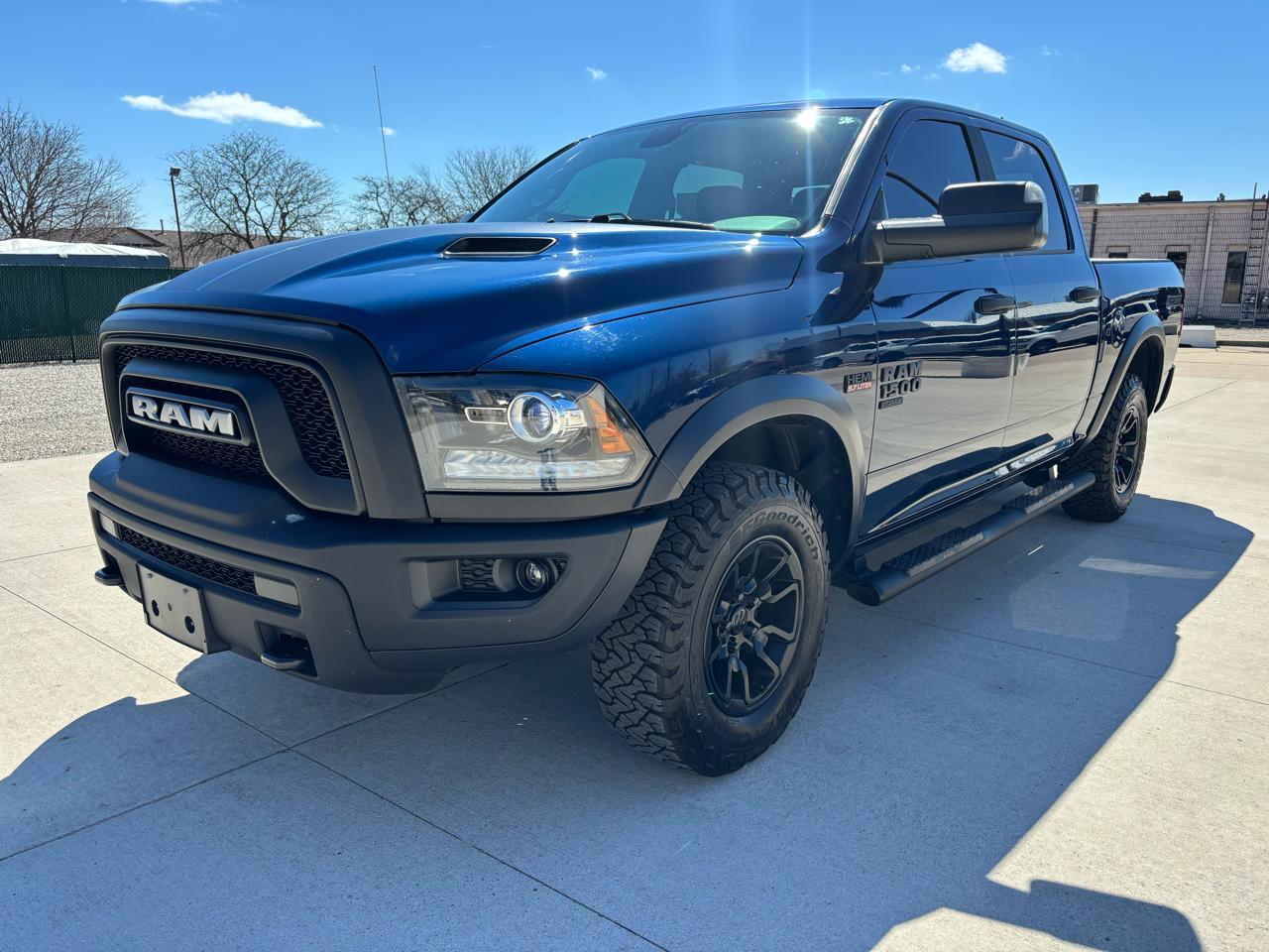 RAM 1500 Classic Warlock 4x4 Crew Cab 5'7" Box 2021