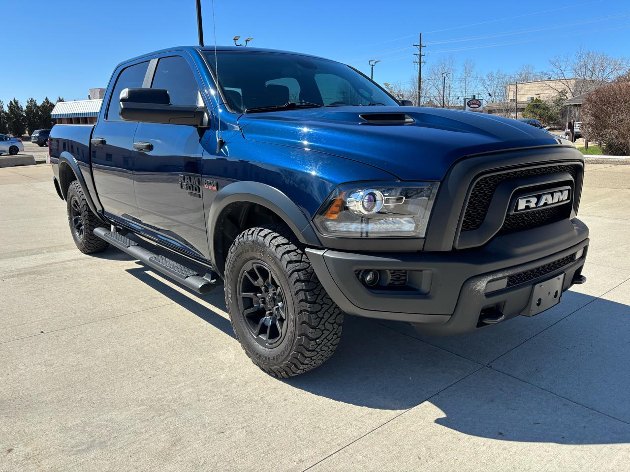 RAM 1500 Classic Warlock 4x4 Crew Cab 5'7" Box 2021