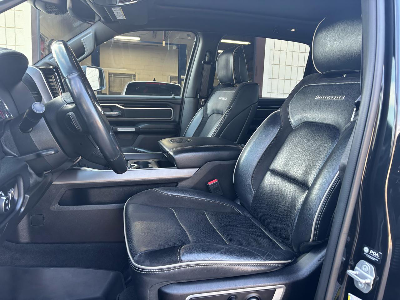 RAM 1500 Laramie 4x4 Crew Cab 6'4" Box 2022