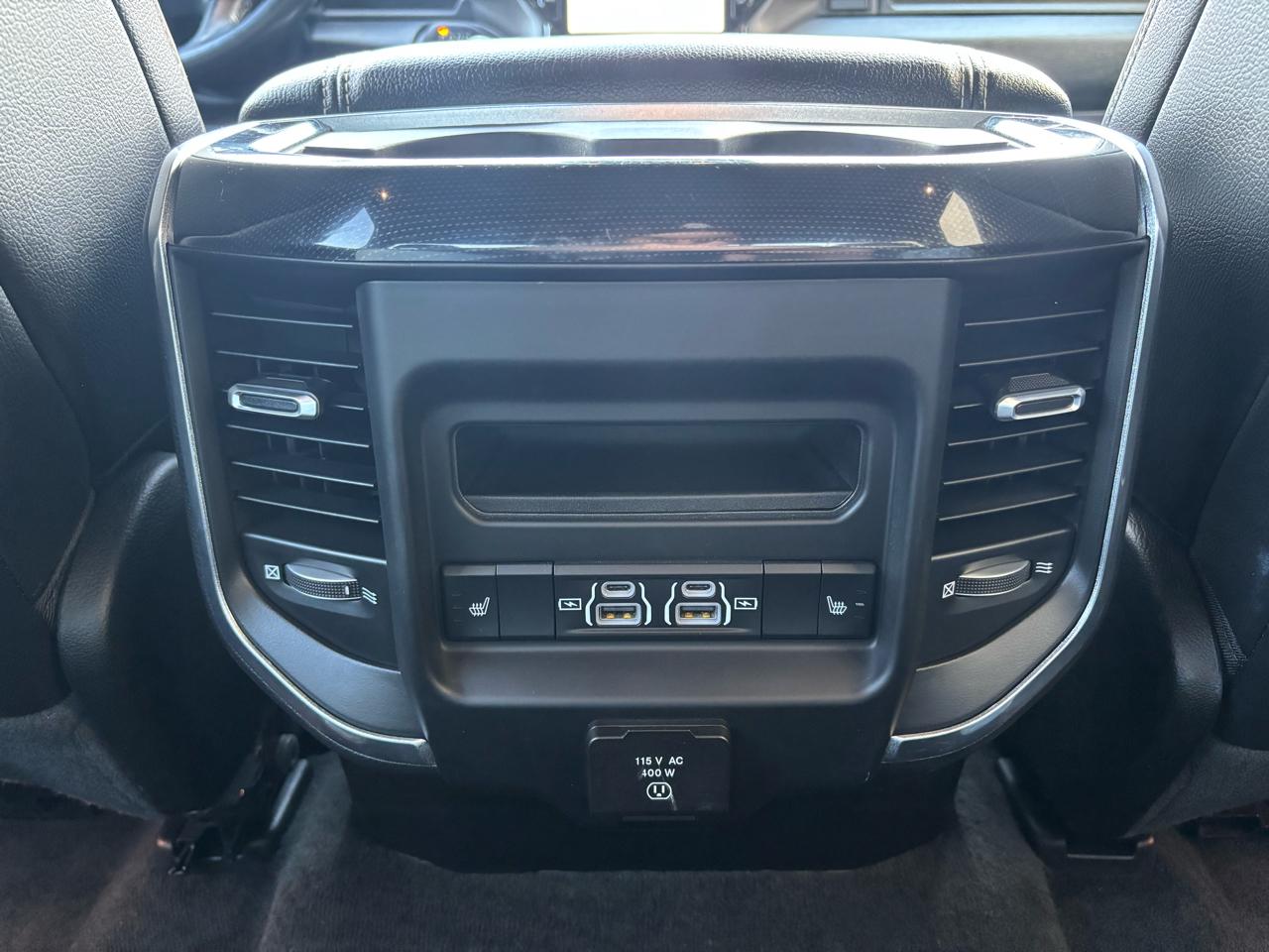 RAM 1500 Laramie 4x4 Crew Cab 6'4" Box 2022