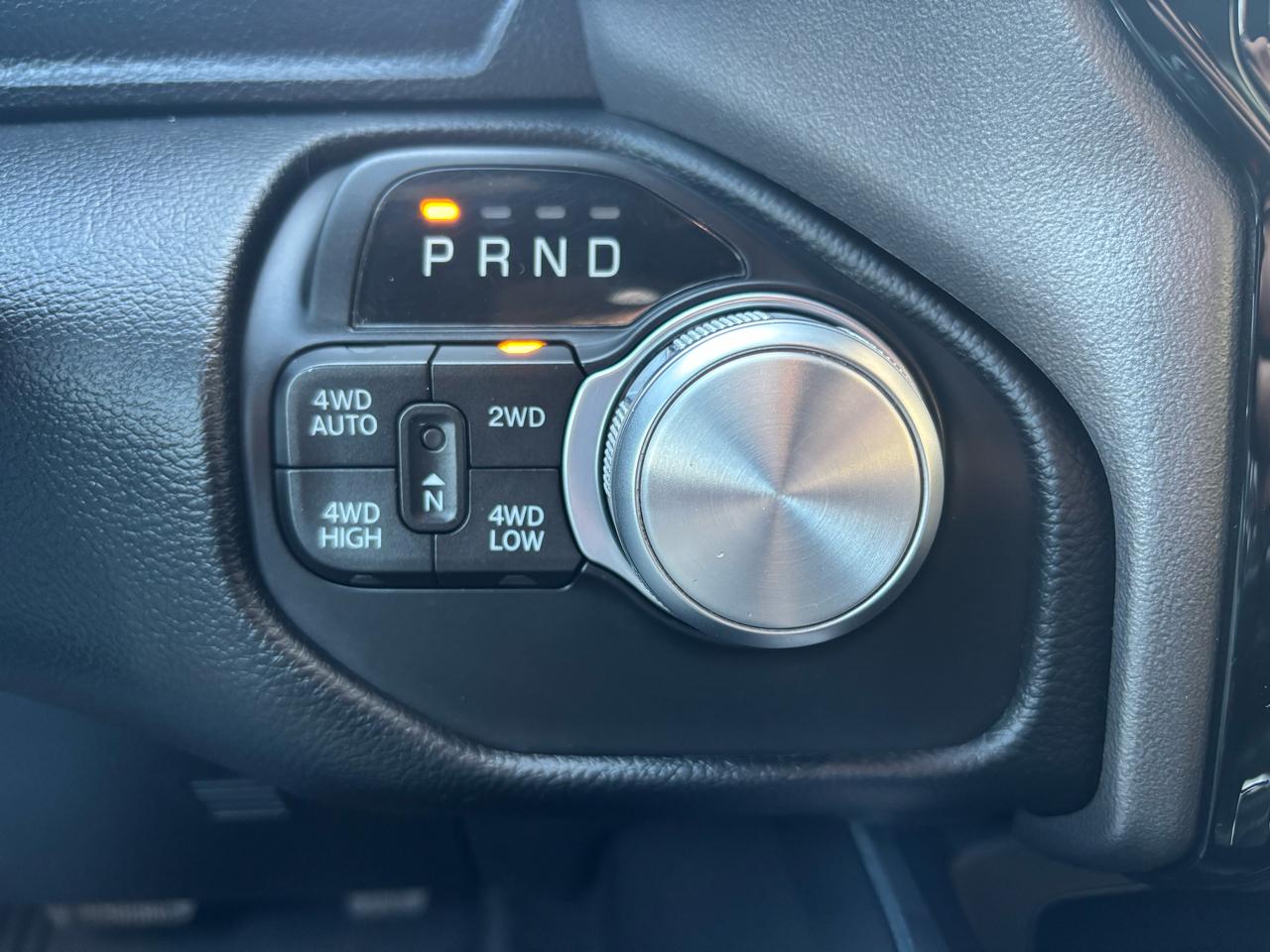 RAM 1500 Laramie 4x4 Crew Cab 6'4" Box 2022