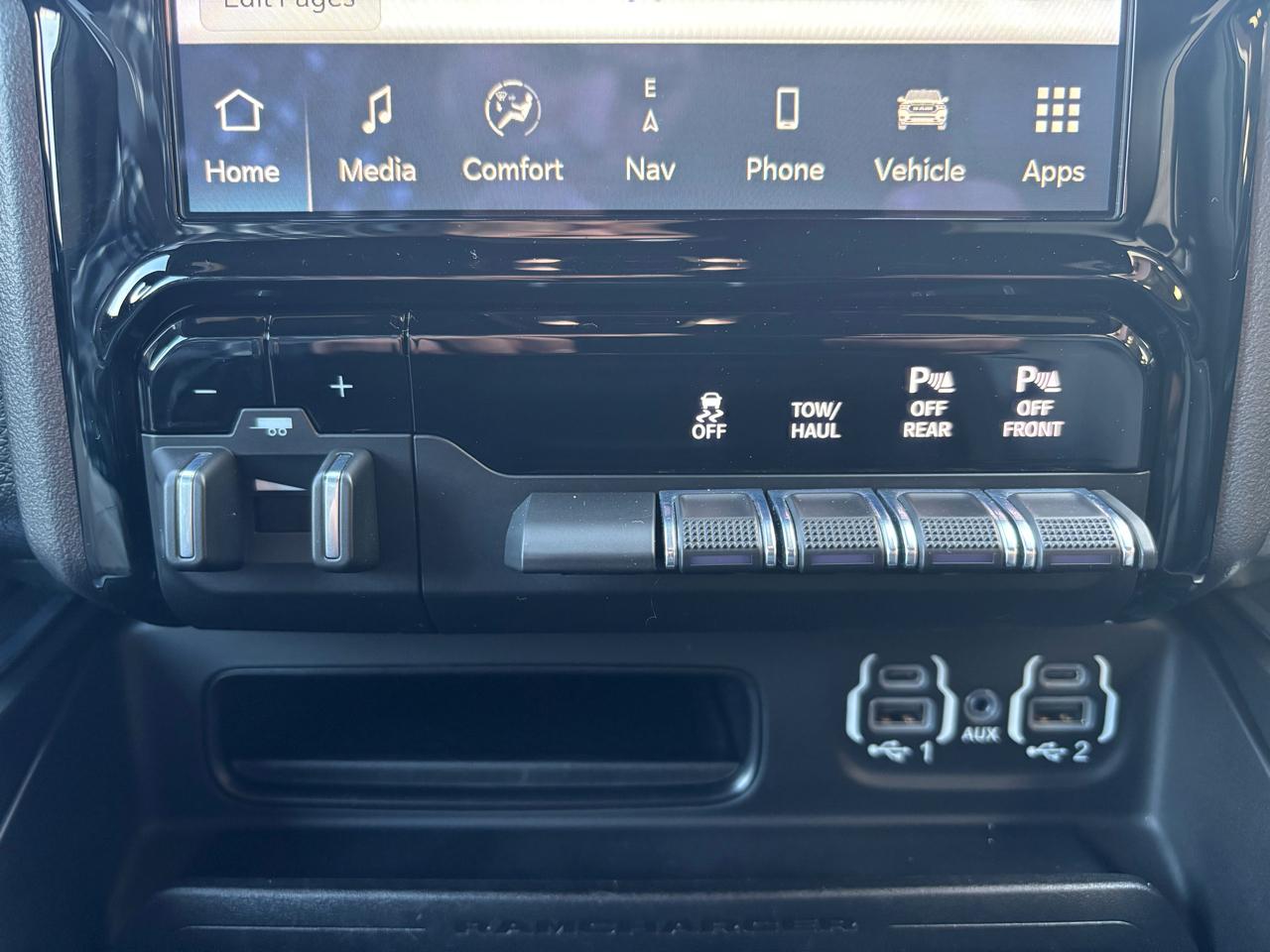 RAM 1500 Laramie 4x4 Crew Cab 6'4" Box 2022