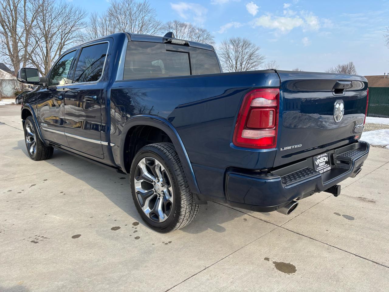 RAM 1500 Limited 4x4 Crew Cab 5'7" Box 2023