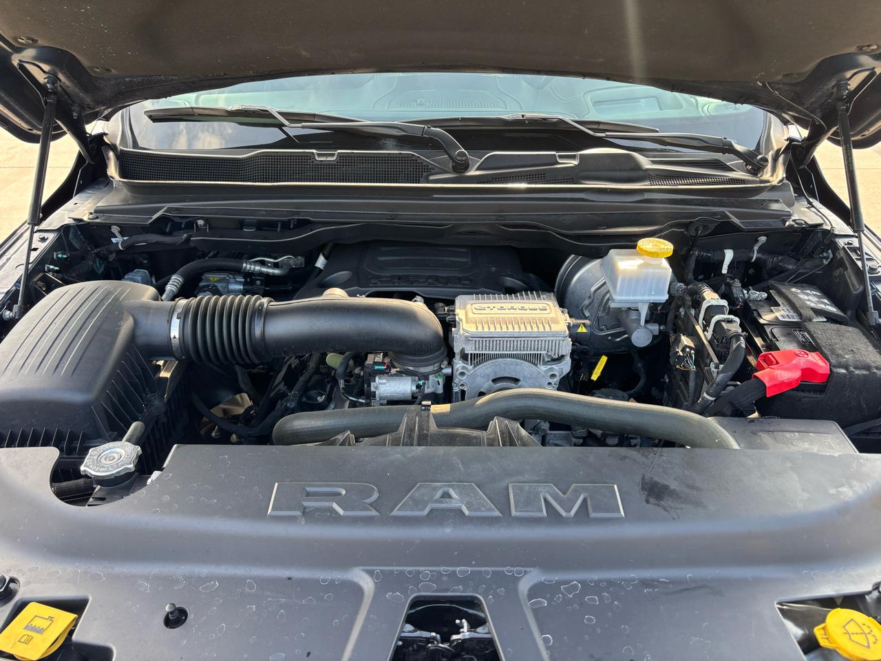 RAM 1500 Limited 4x4 Crew Cab 5'7" Box 2023