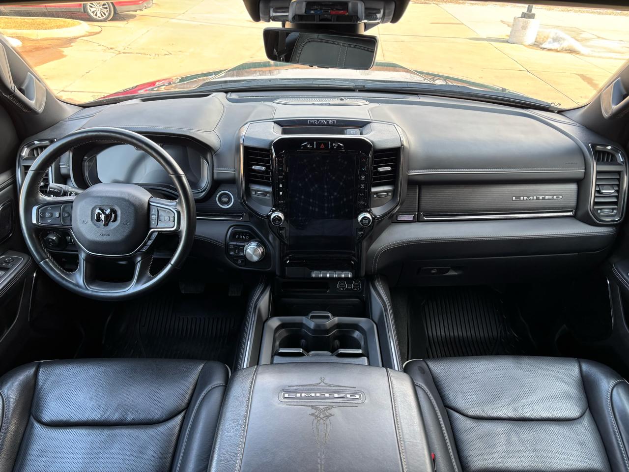 RAM 1500 Limited 4x4 Crew Cab 5'7" Box 2023