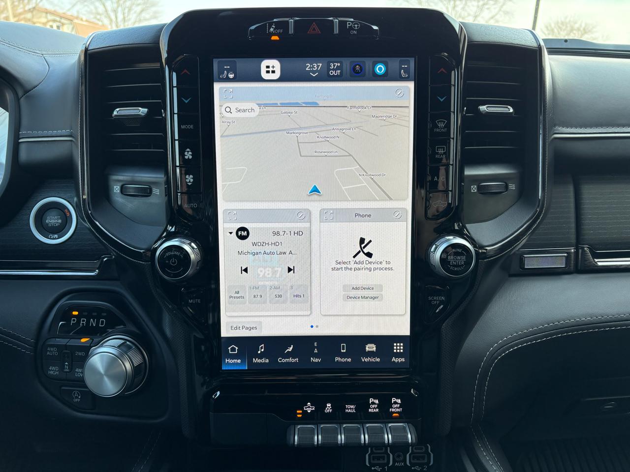 RAM 1500 Limited 4x4 Crew Cab 5'7" Box 2023