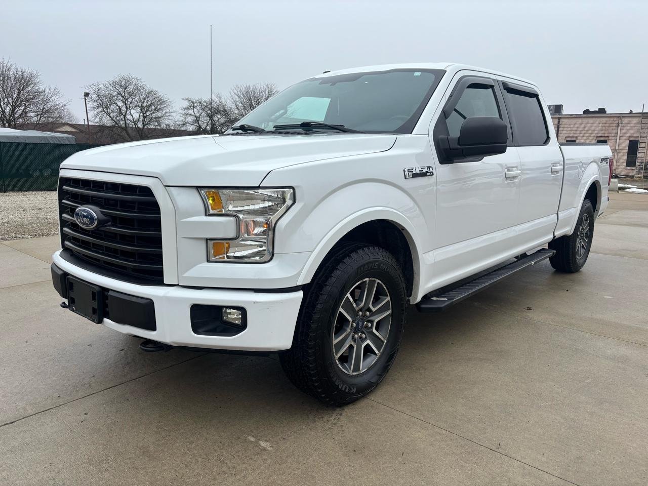 Ford F-150 4WD SuperCrew 139" XLT 2016