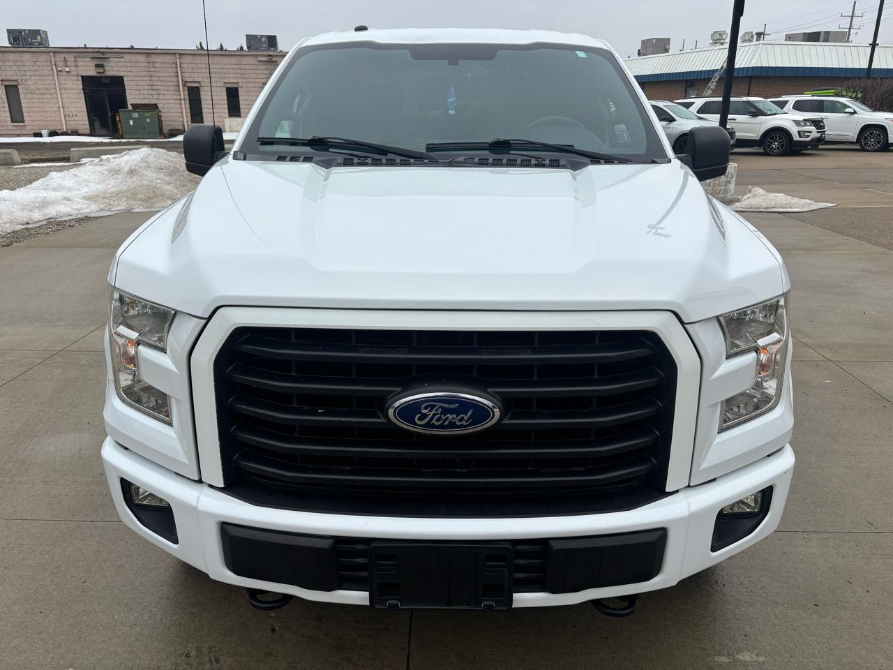 Ford F-150 4WD SuperCrew 139" XLT 2016