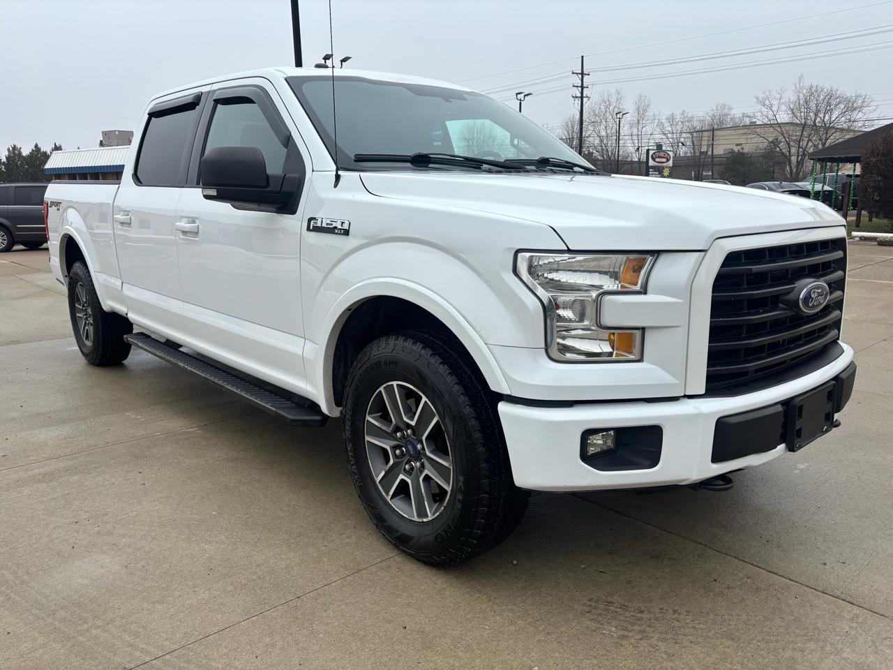 Ford F-150 4WD SuperCrew 139" XLT 2016