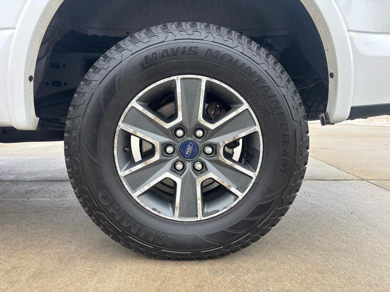 Ford F-150 4WD SuperCrew 139" XLT 2016