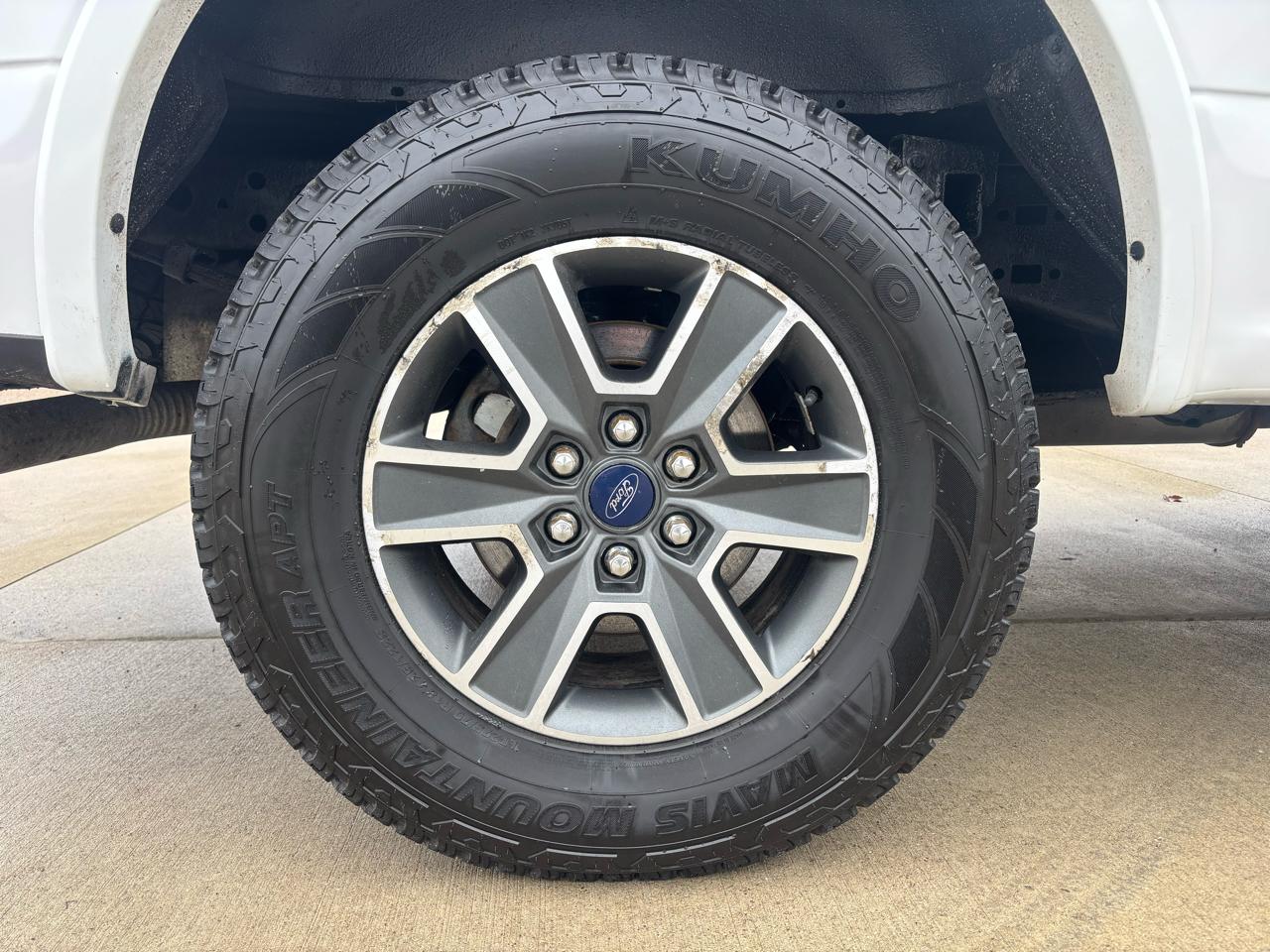 Ford F-150 4WD SuperCrew 139" XLT 2016