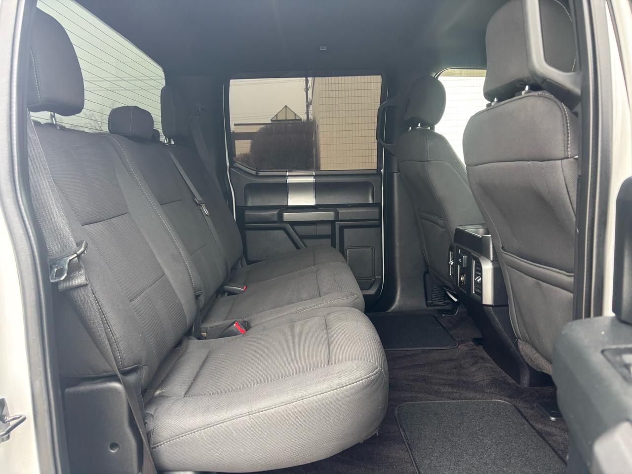 Ford F-150 4WD SuperCrew 139" XLT 2016