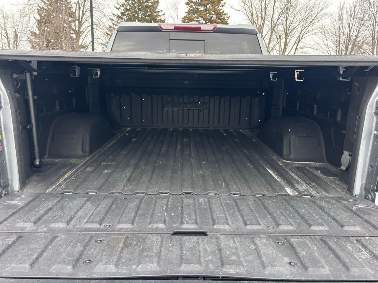 GMC Sierra 1500 4WD Crew Cab 147" AT4 2021