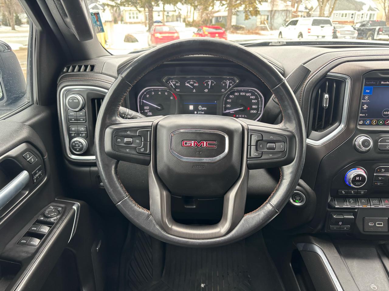 GMC Sierra 1500 4WD Crew Cab 147" AT4 2021