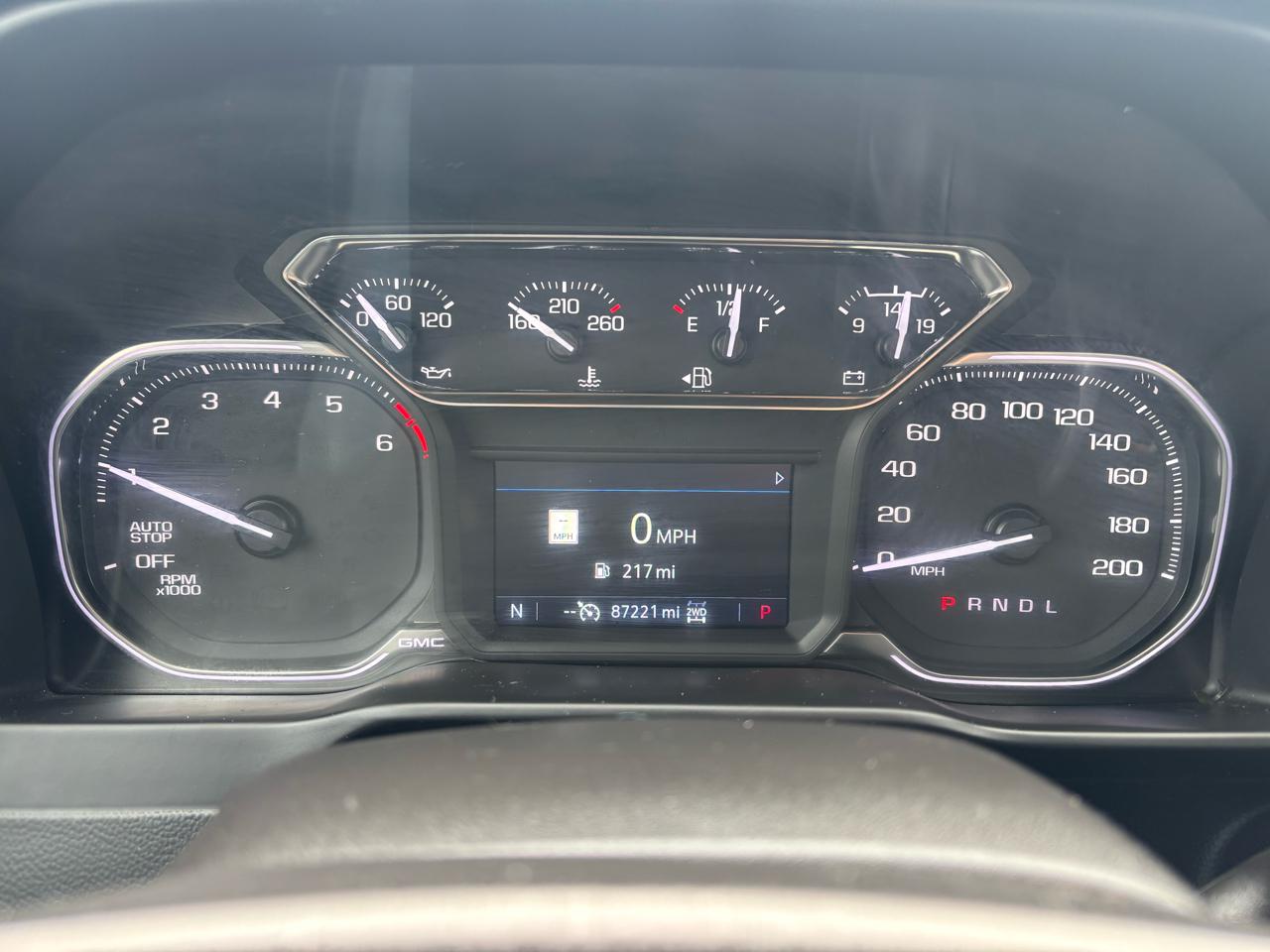 GMC Sierra 1500 4WD Crew Cab 147" AT4 2021