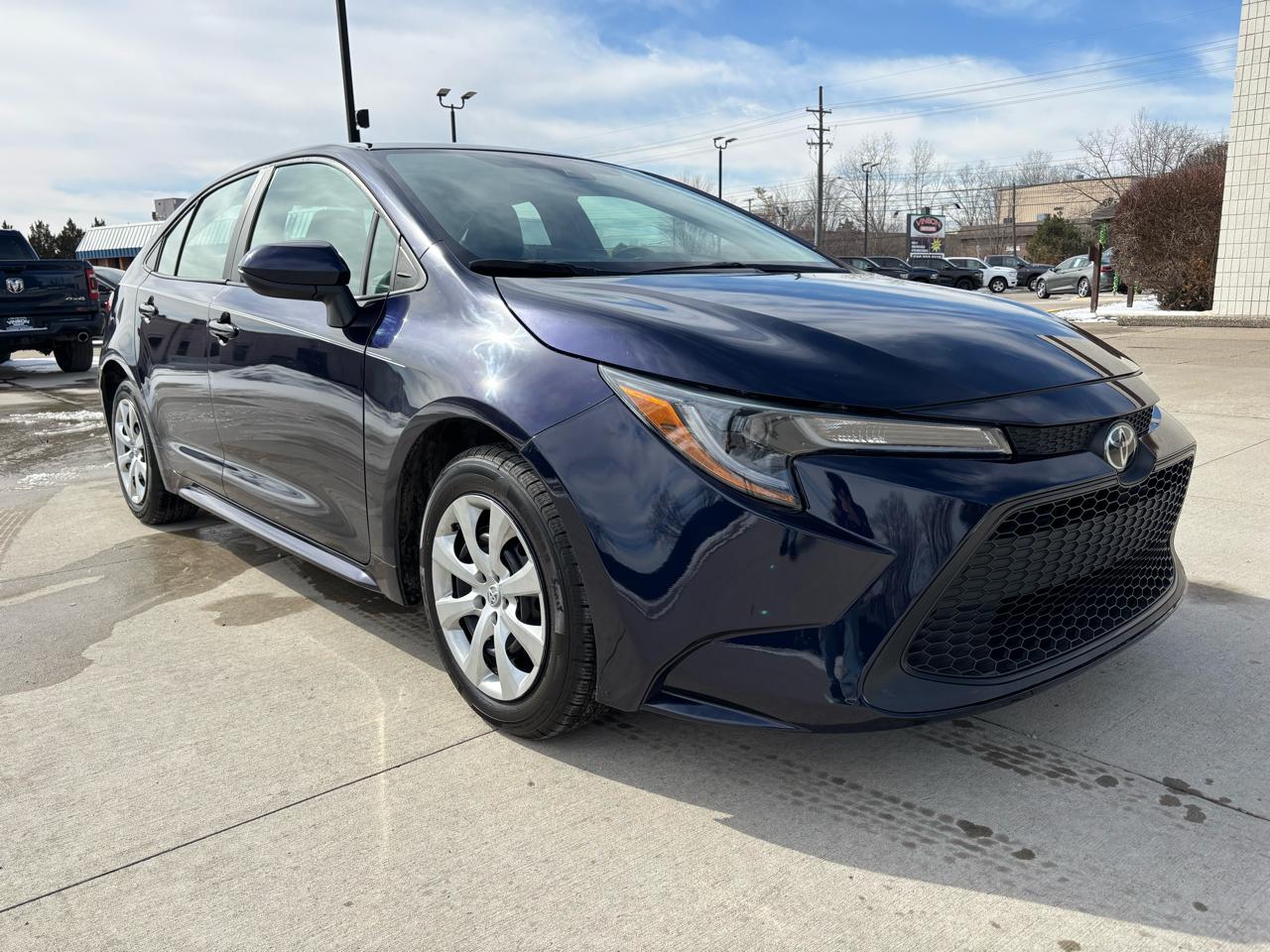 Toyota Corolla LE 2022