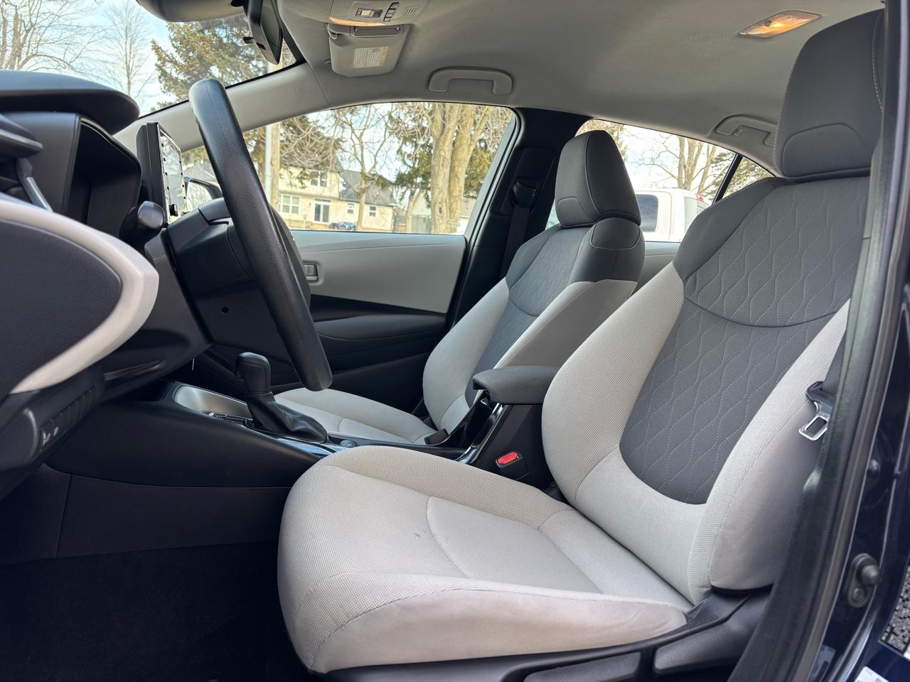 Toyota Corolla LE 2022