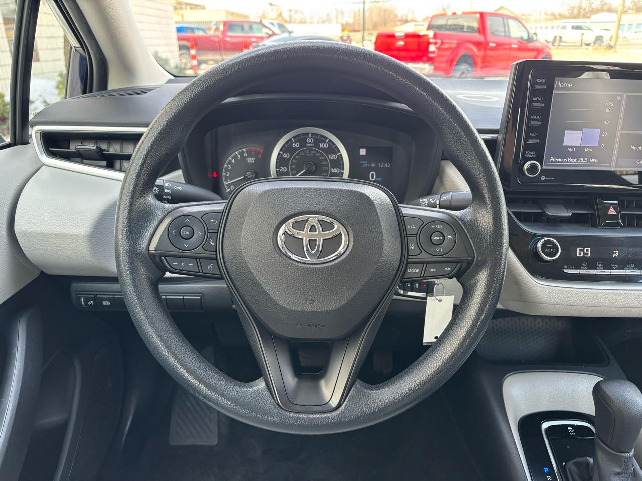 Toyota Corolla LE 2022