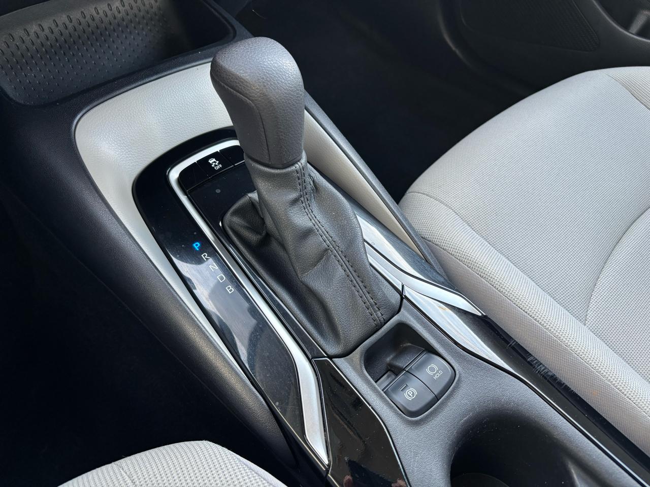 Toyota Corolla LE 2022