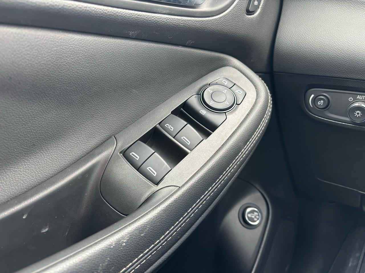 Buick Encore GX FWD 4dr Essence 2023