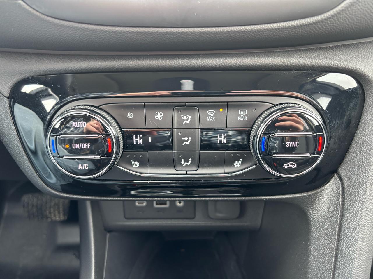 Buick Encore GX FWD 4dr Essence 2023