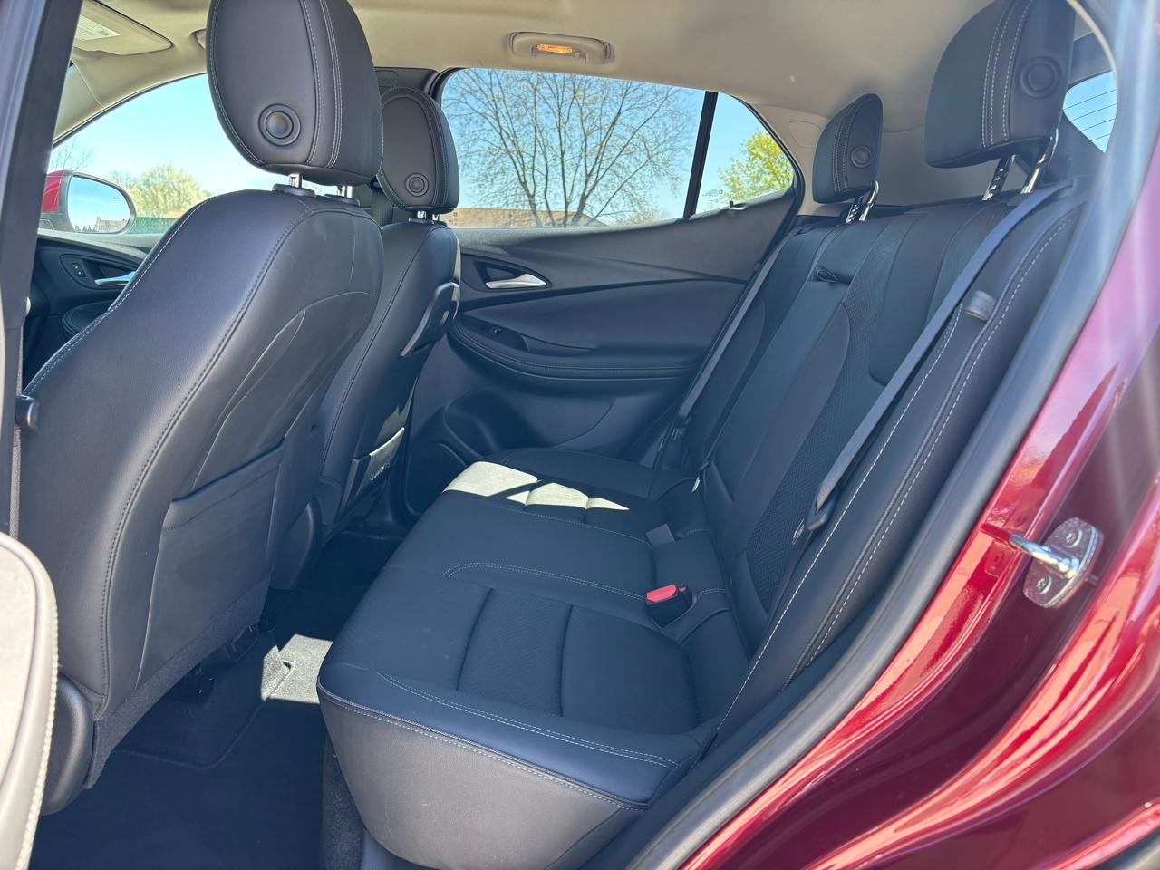 Buick Encore GX FWD 4dr Essence 2023