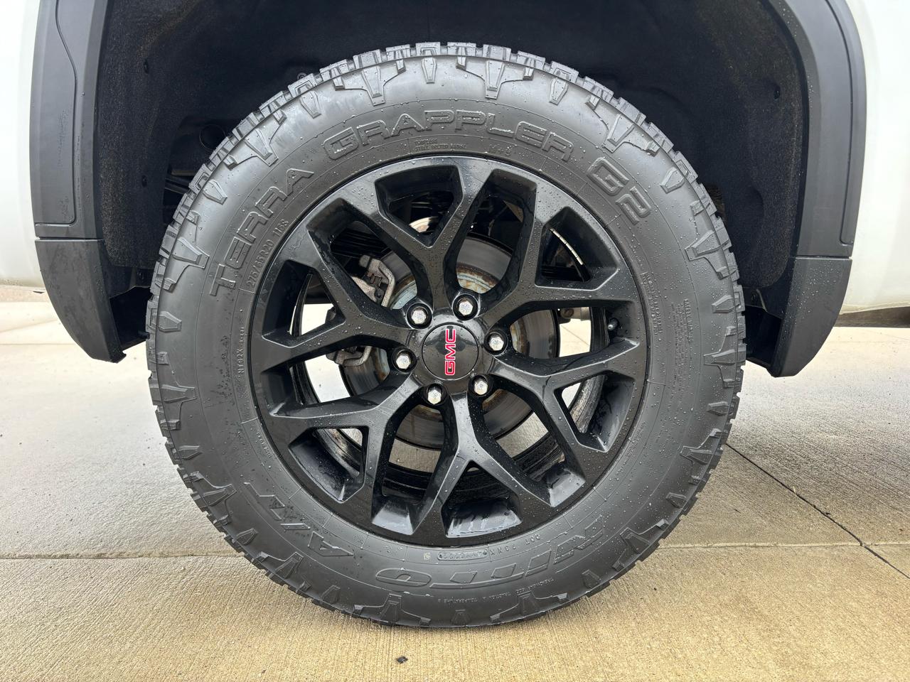 GMC Sierra 1500 4WD Crew Cab 147" AT4 2019