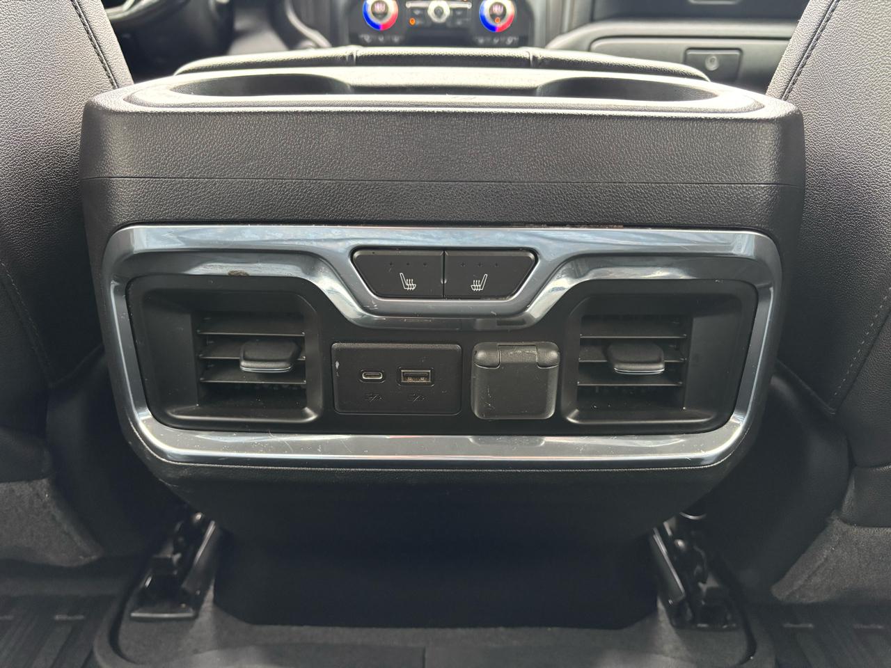 GMC Sierra 1500 4WD Crew Cab 147" AT4 2019