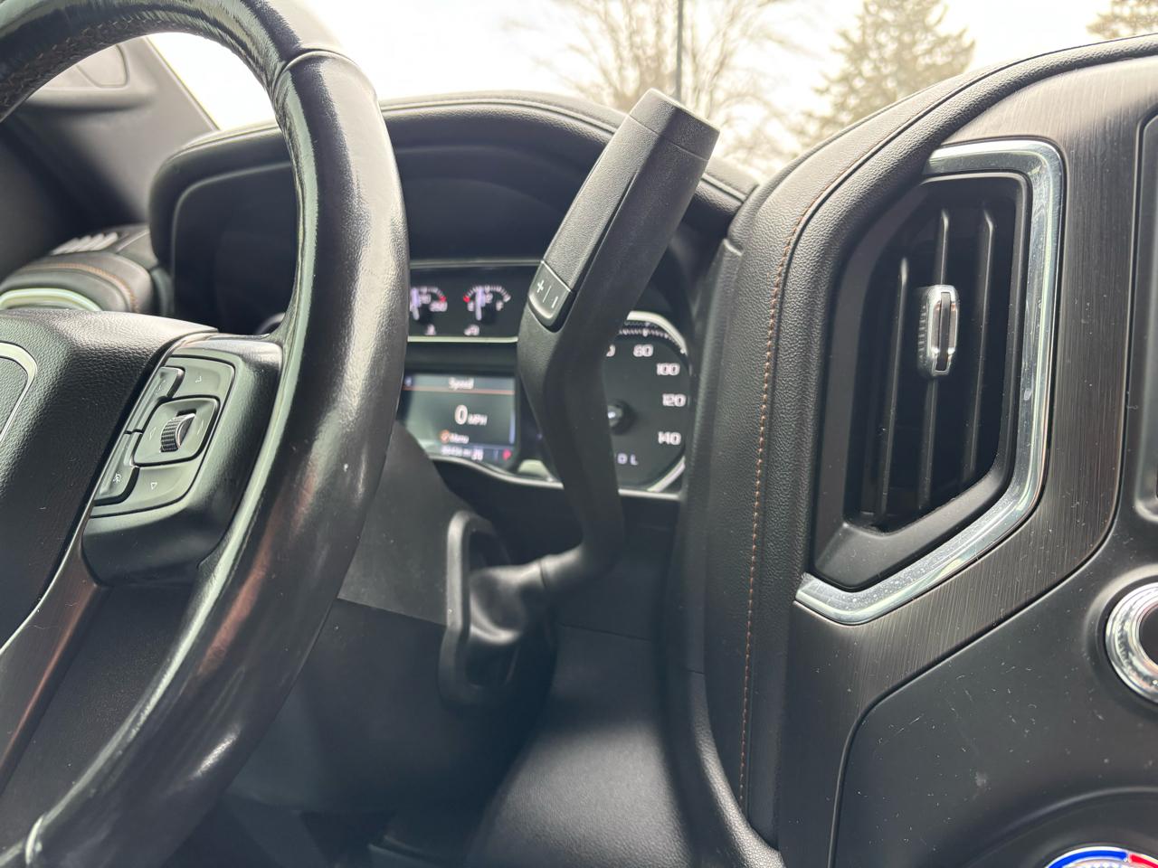 GMC Sierra 1500 4WD Crew Cab 147" AT4 2019