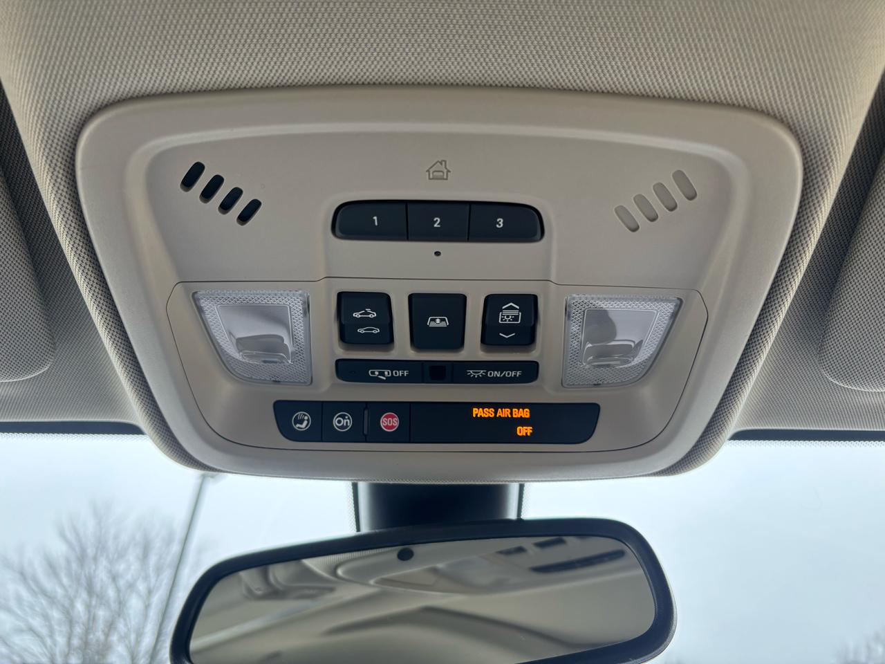 Buick LaCrosse 4dr Sdn Essence FWD 2017