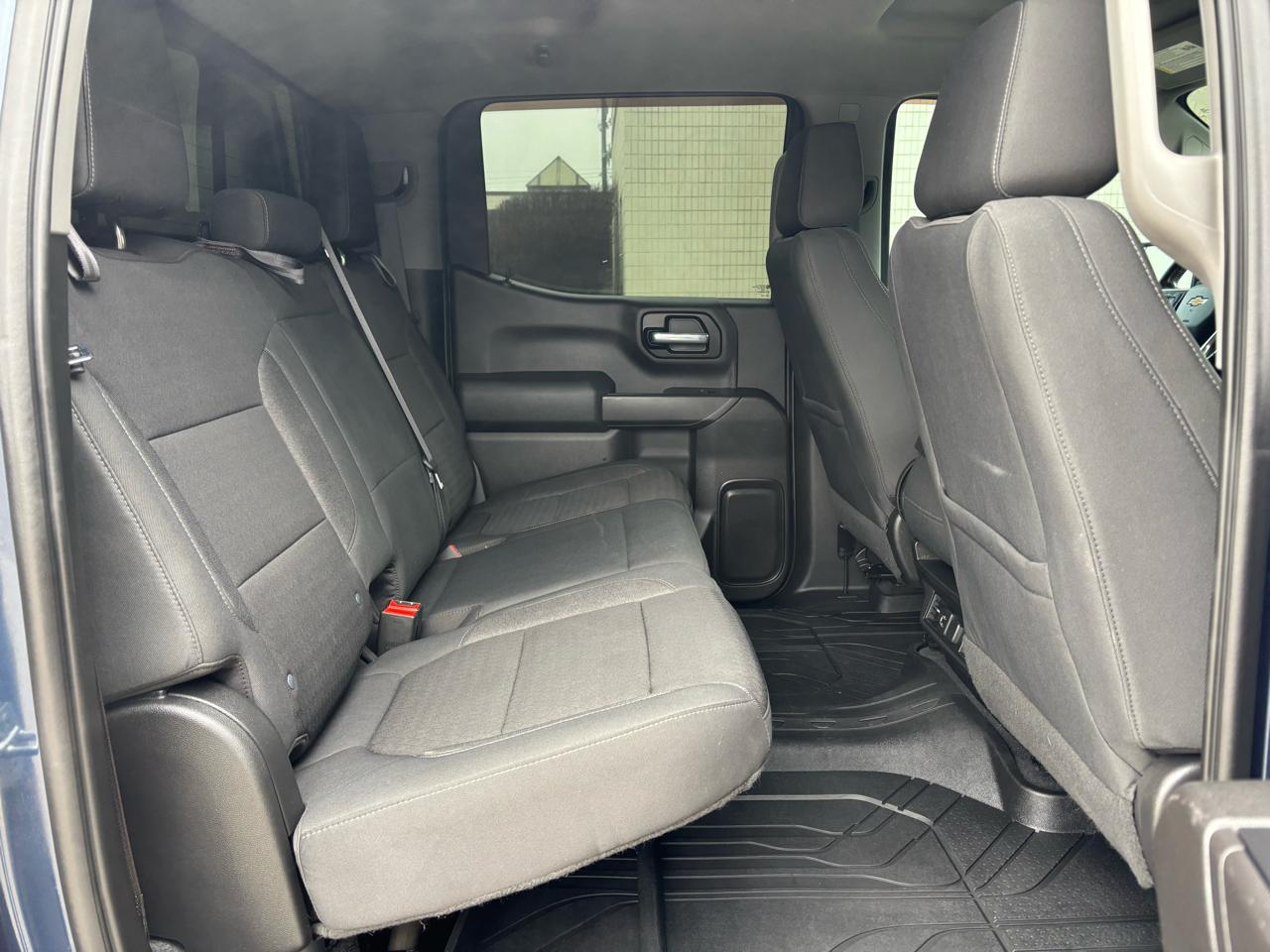 Chevrolet Silverado 1500 4WD Crew Cab 147" LT 2020