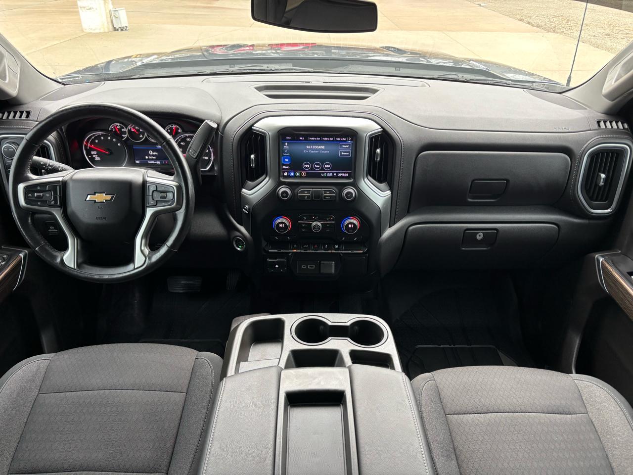 Chevrolet Silverado 1500 4WD Crew Cab 147" LT 2020