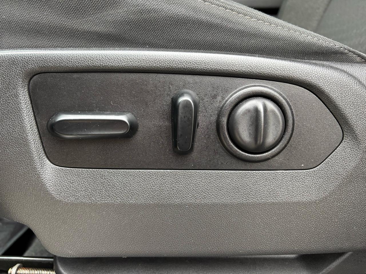 Chevrolet Silverado 1500 4WD Crew Cab 147" LT 2020