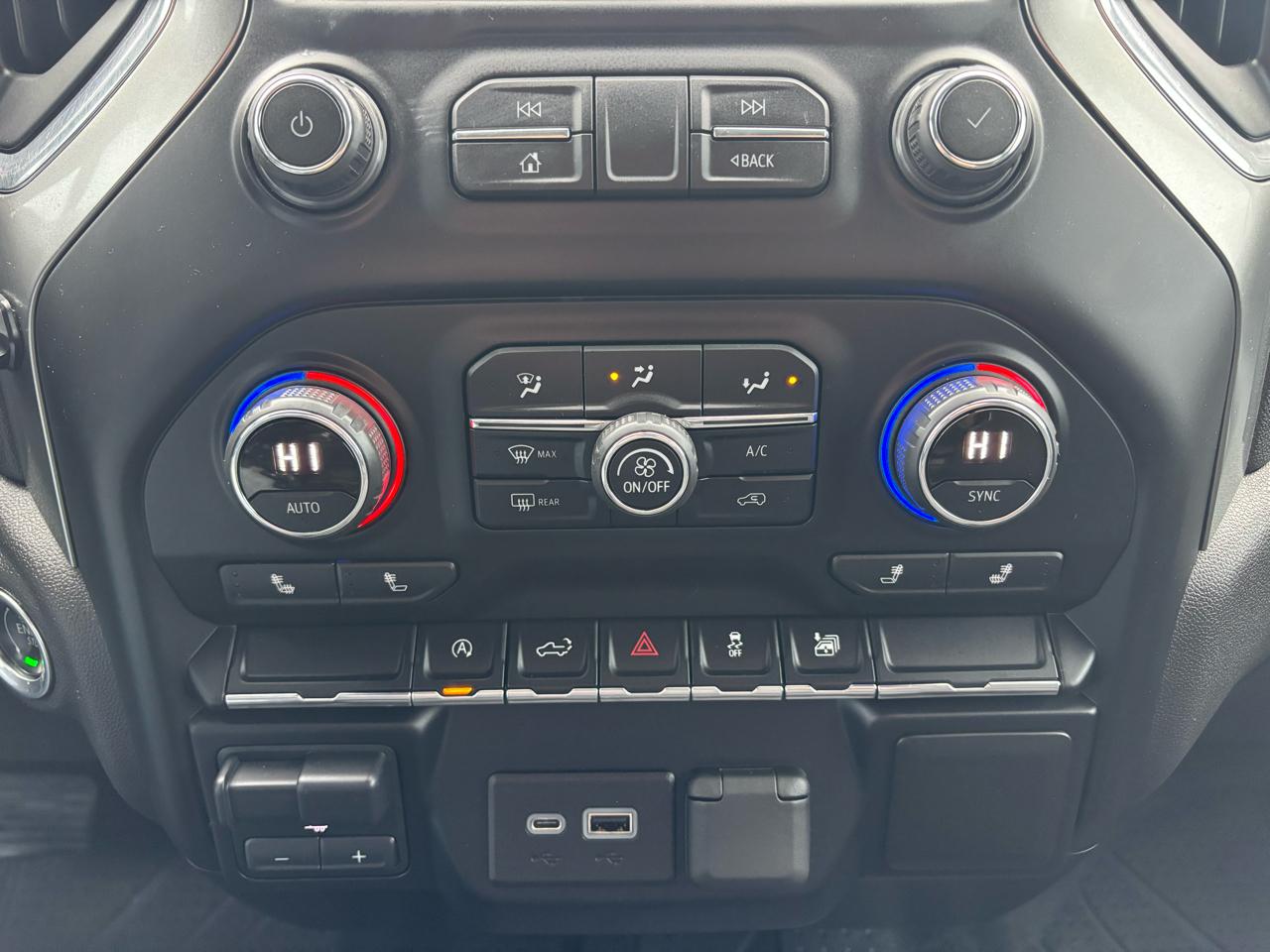 Chevrolet Silverado 1500 4WD Crew Cab 147" LT 2020