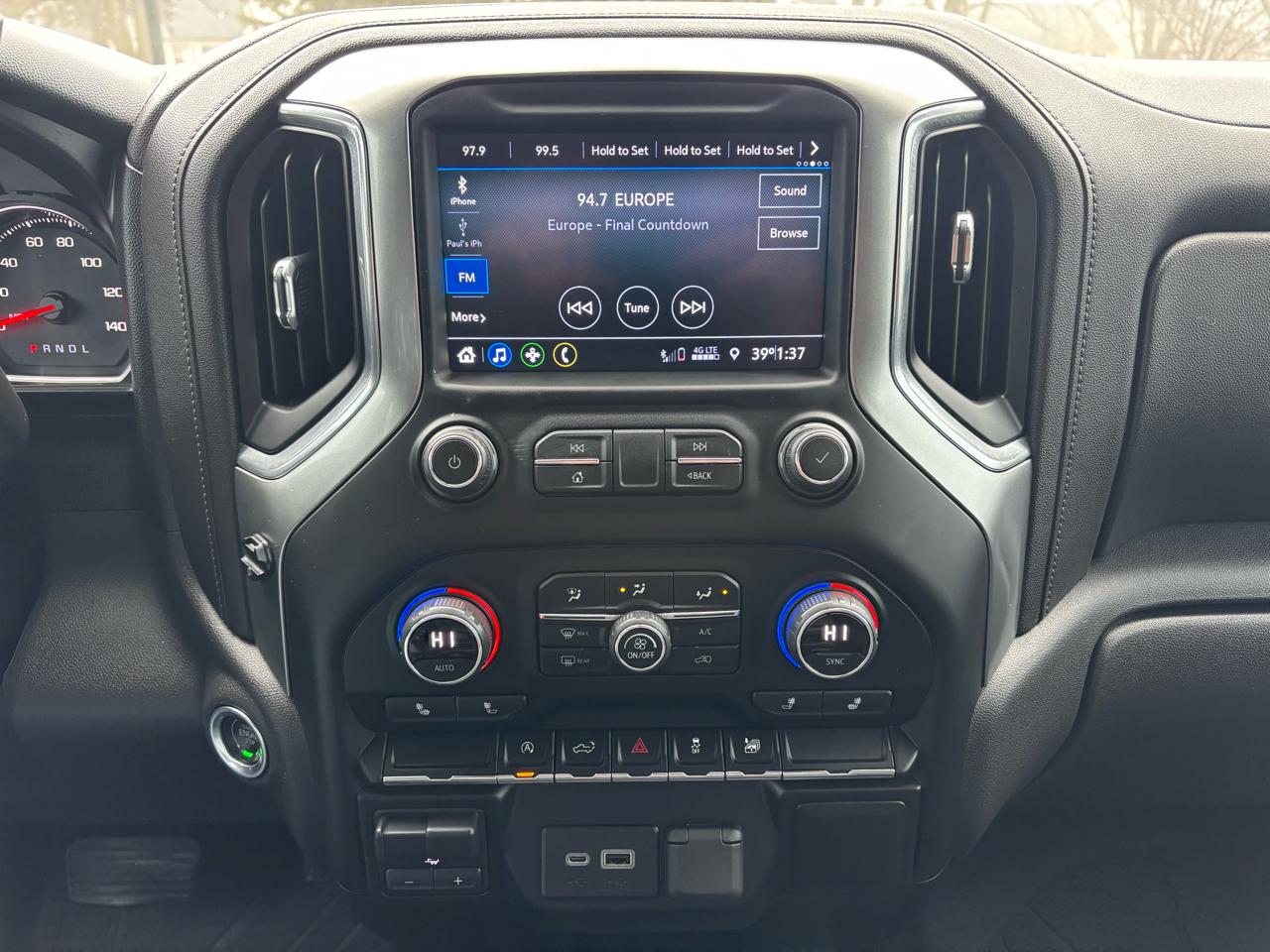 Chevrolet Silverado 1500 4WD Crew Cab 147" LT 2020