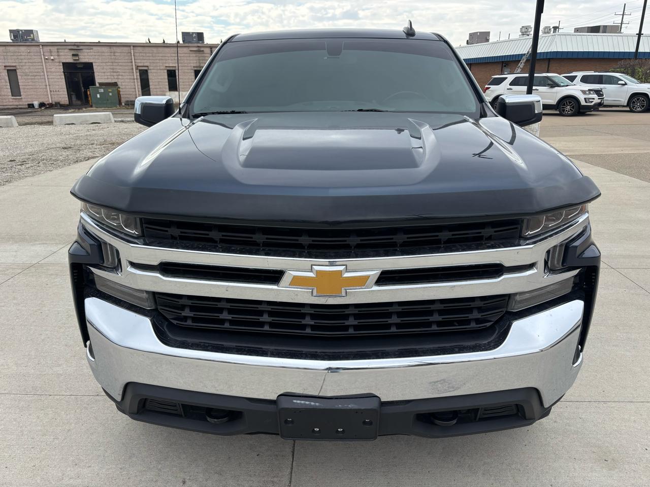 Chevrolet Silverado 1500 4WD Crew Cab 147" LT 2020