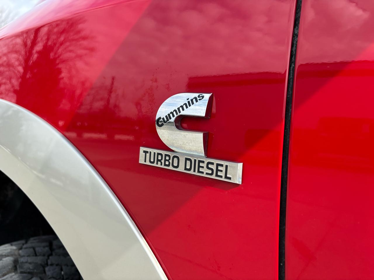 RAM 3500 4WD Mega Cab 160.5" Laramie 2011