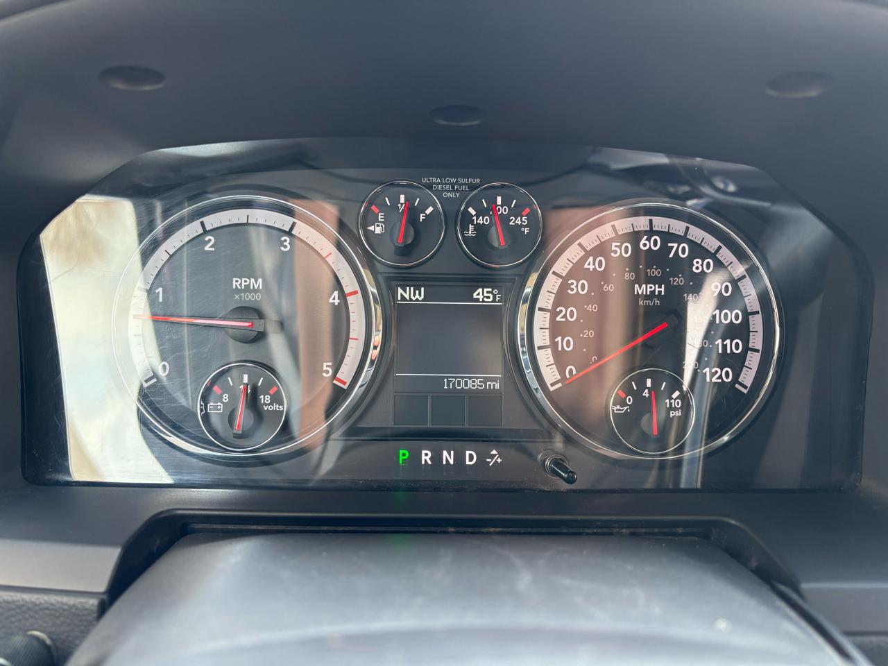 RAM 3500 4WD Mega Cab 160.5" Laramie 2011