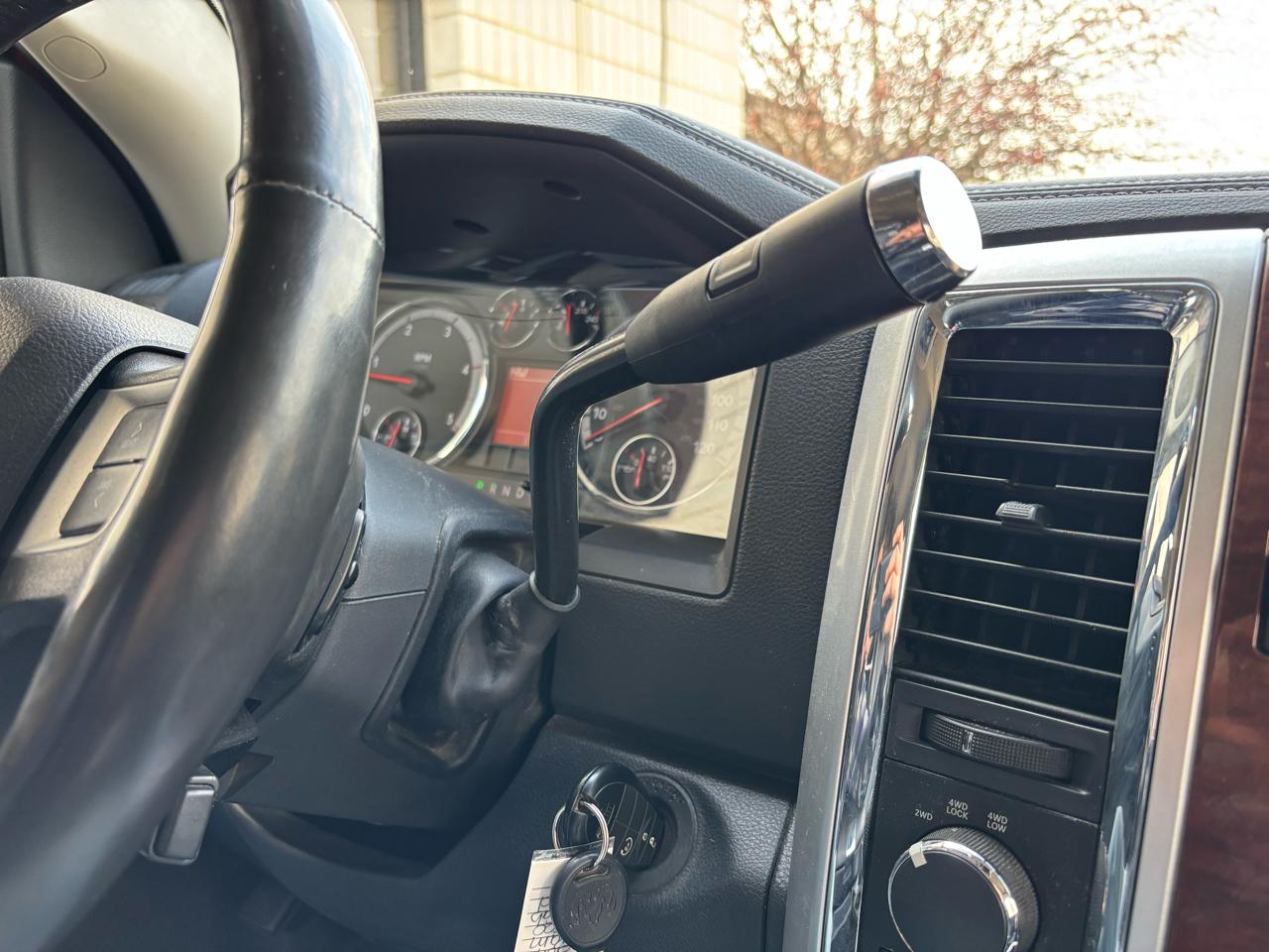 RAM 3500 4WD Mega Cab 160.5" Laramie 2011