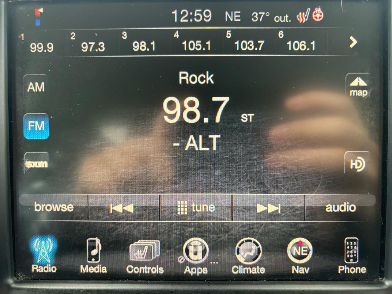 RAM 1500 Night 4x4 Regular Cab 6'4" Box 2017